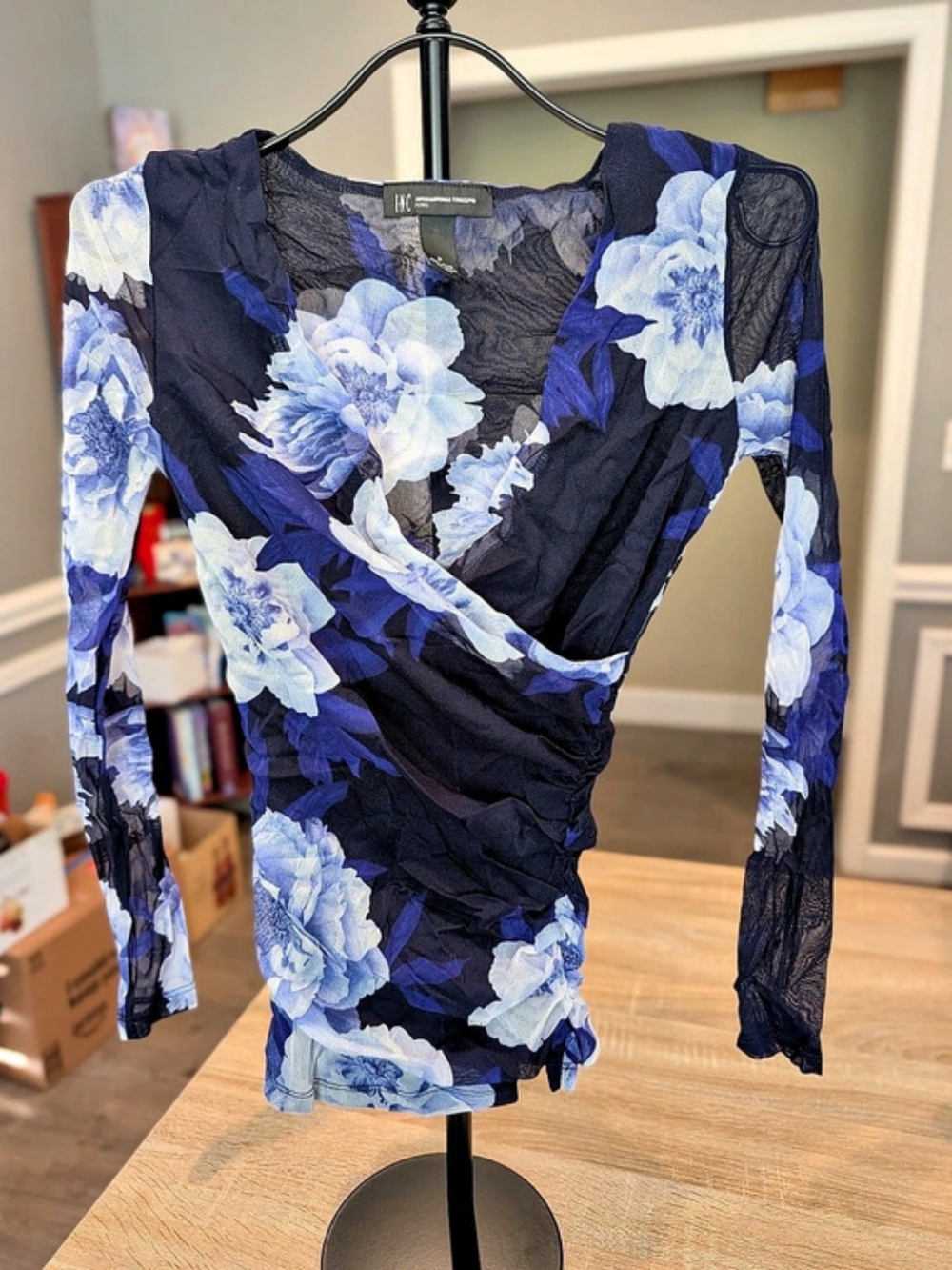 INC International Concepts Floral Wrap Top in Blue & Black Size Small